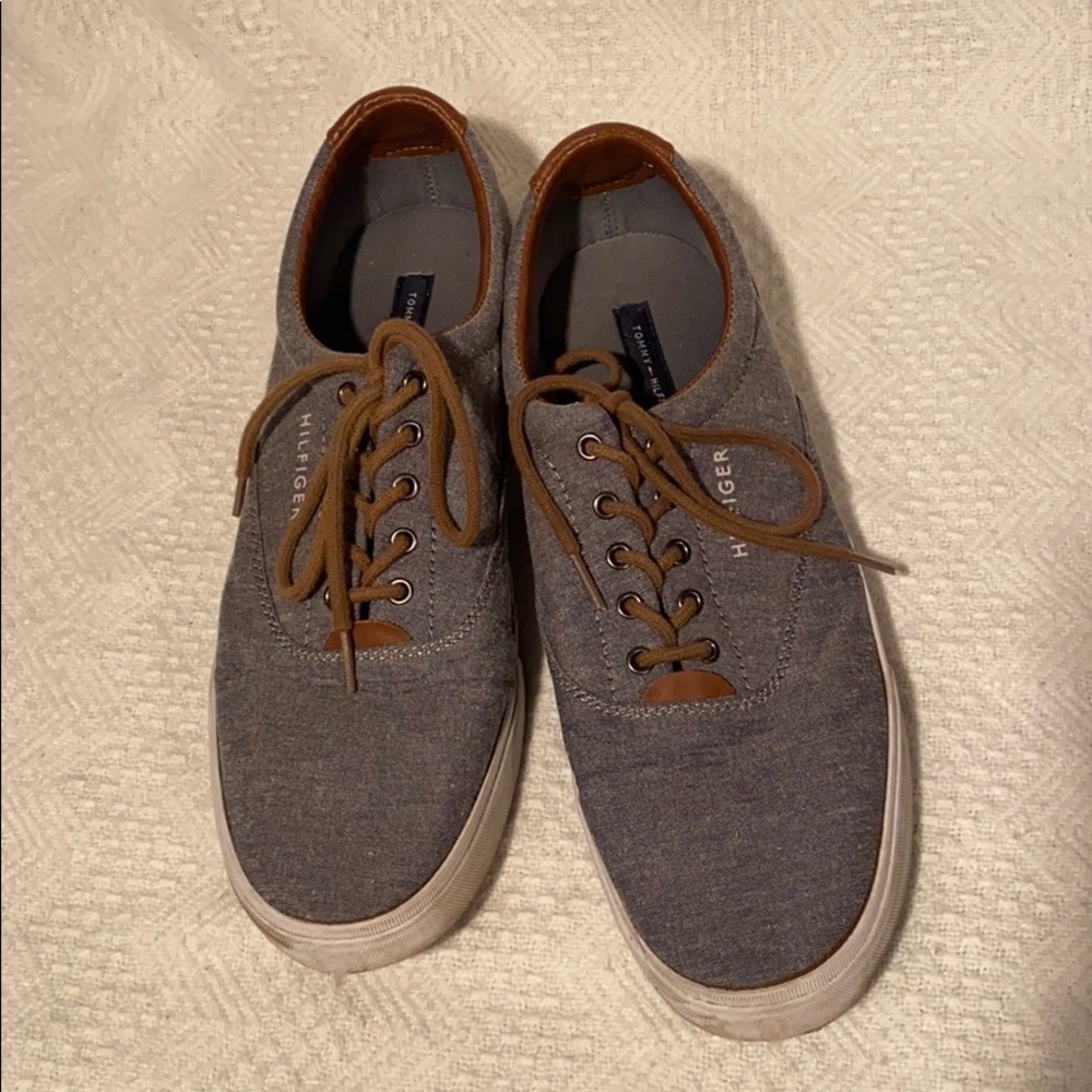 Men’s Size 12 Tommy Hilfiger Canvas Shoes